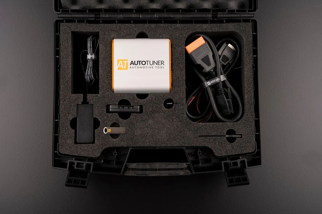 Photo fabricant du kit AutoTuner Tool ouvert